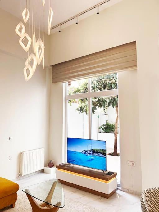 Orchid Apartment *